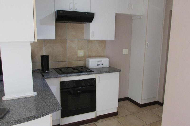 To Let 2 Bedroom Property for Rent in Beacon Bay Eastern Cape